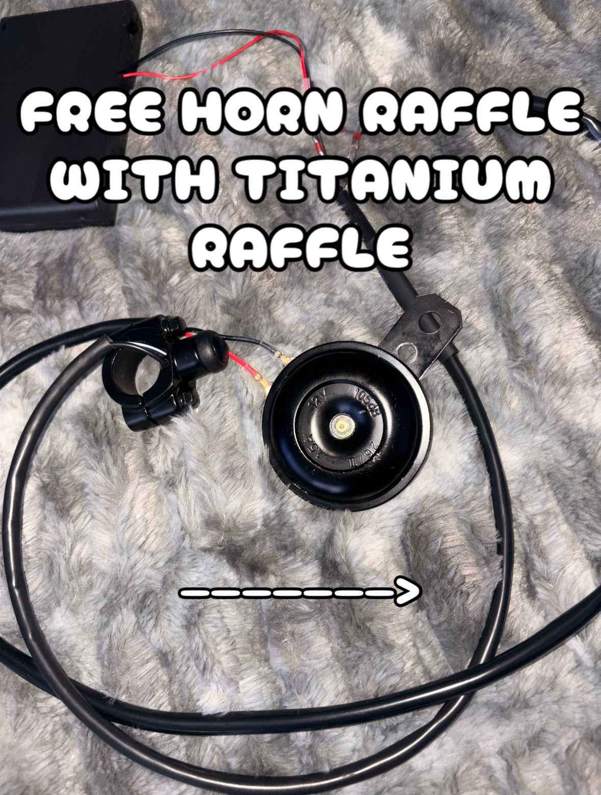 RAFFLE: Horn with titanium bolts